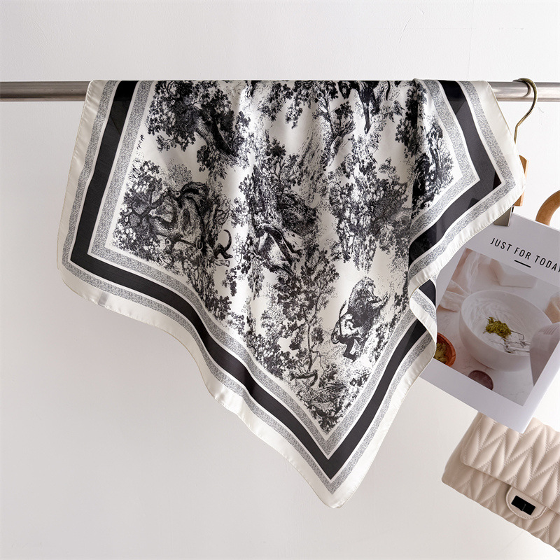 Luxury Bags China Wholesale - Luxury Jungle Printed Scarves Women's Silk