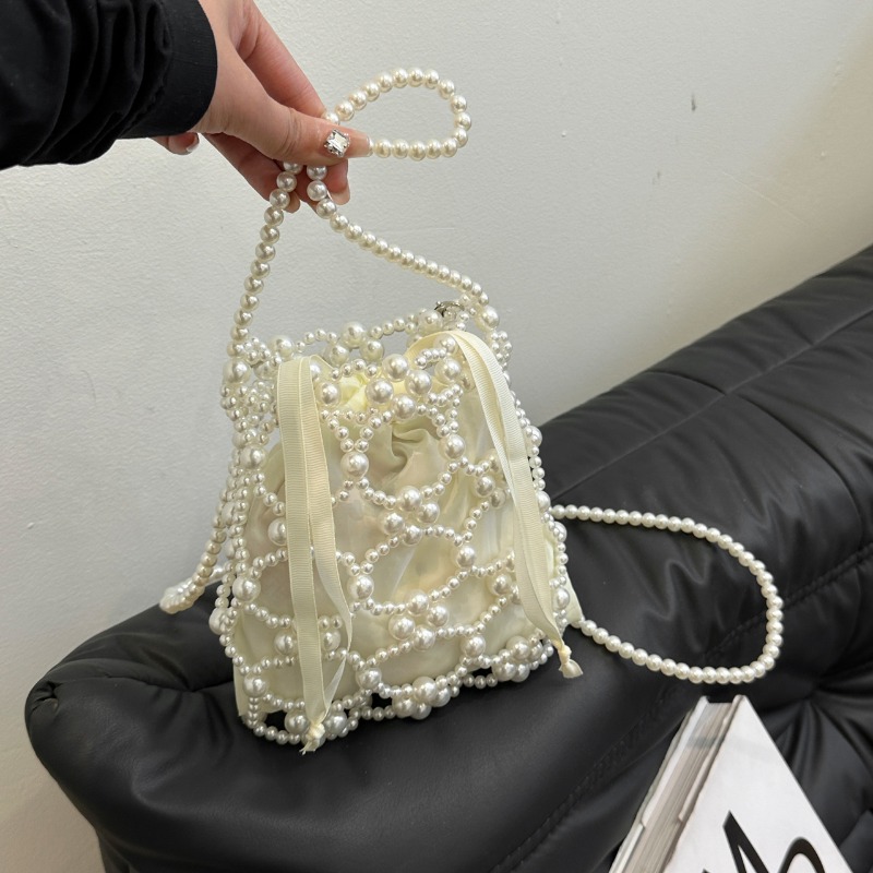 White Beading Bucket Shoulder  - đánh giá và giá Luxury Bags On Sales