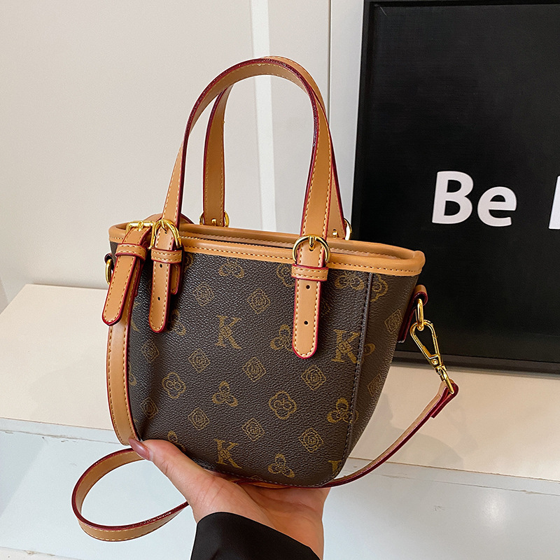 Classic Vintage Monogram Mini  - đánh giá và giá Tote Bag Leather Monogram