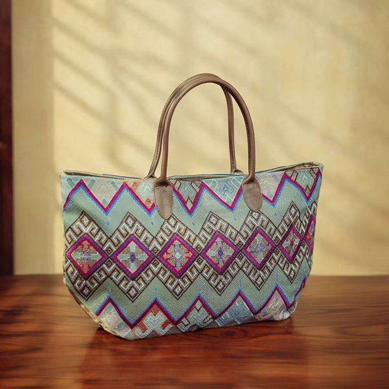Original embroidered Tote bags - đánh giá và giá Luxury Bags On Sales