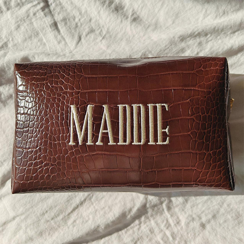 Embroidered Croc Makeup Bag Pe - đánh giá và giá Luxury Bags Vegan Leather
